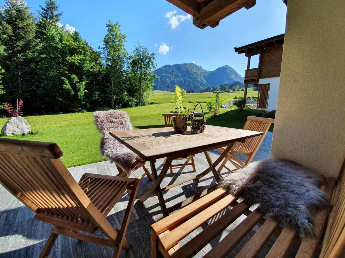 Zeitfrei Chalet Apartments Fieberbrunn Esterno foto