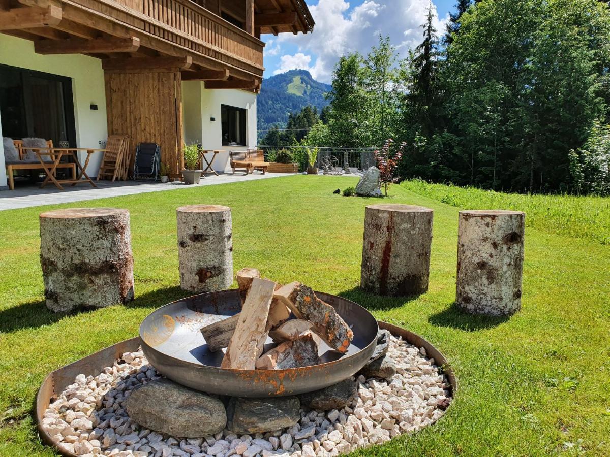 Zeitfrei Chalet Apartments Fieberbrunn Esterno foto