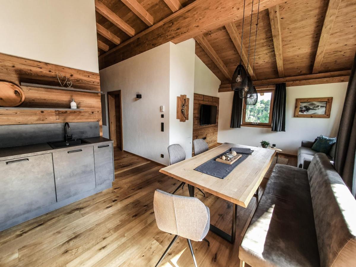 Zeitfrei Chalet Apartments Fieberbrunn Esterno foto